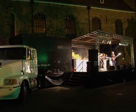 TrailerStage 36 mit Technikraum